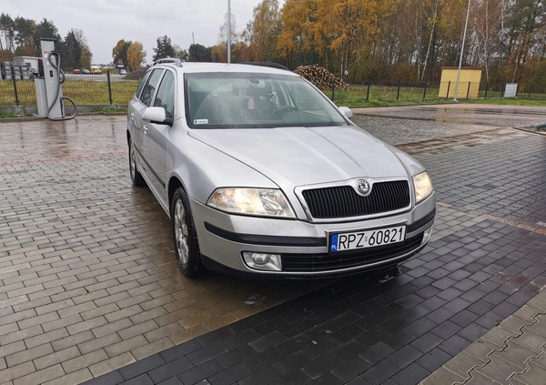 Skoda Octavia cena 8999 przebieg: 356915, rok produkcji 2008 z Dobra małe 29